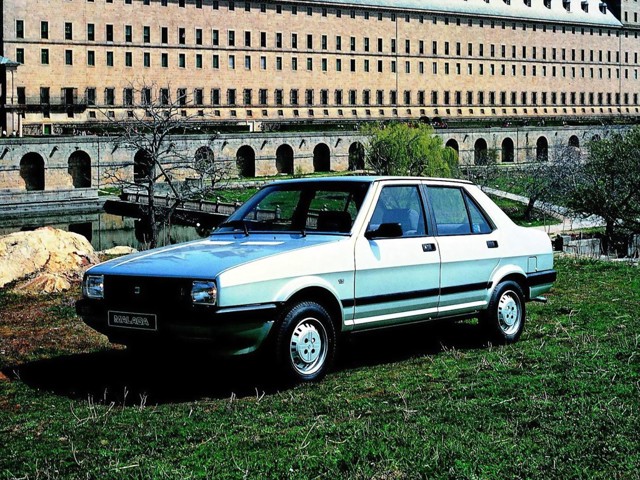 Seat Malaga photo 6