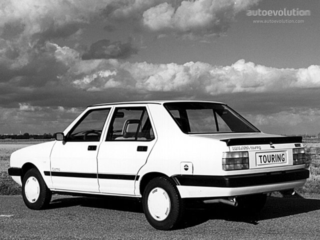 Seat Malaga photo 2