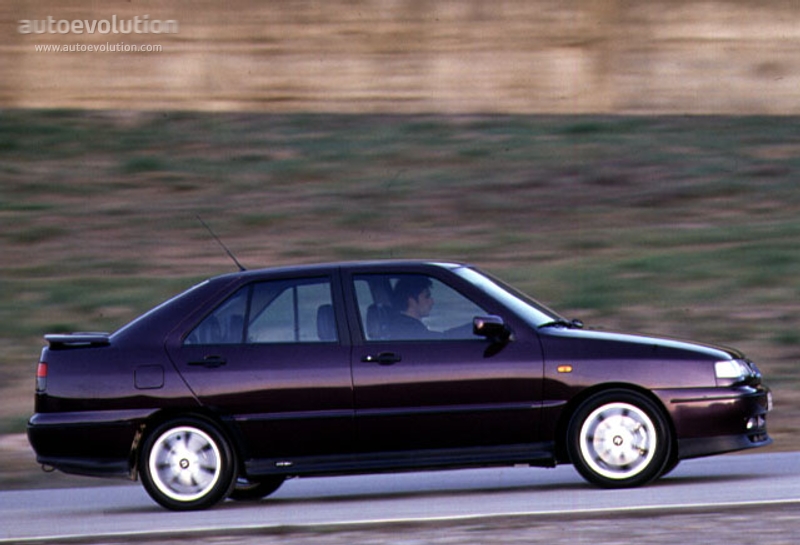 Seat Toledo photo 2