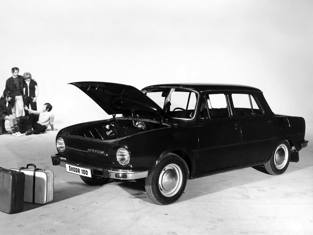 Skoda 100 Series photo 8