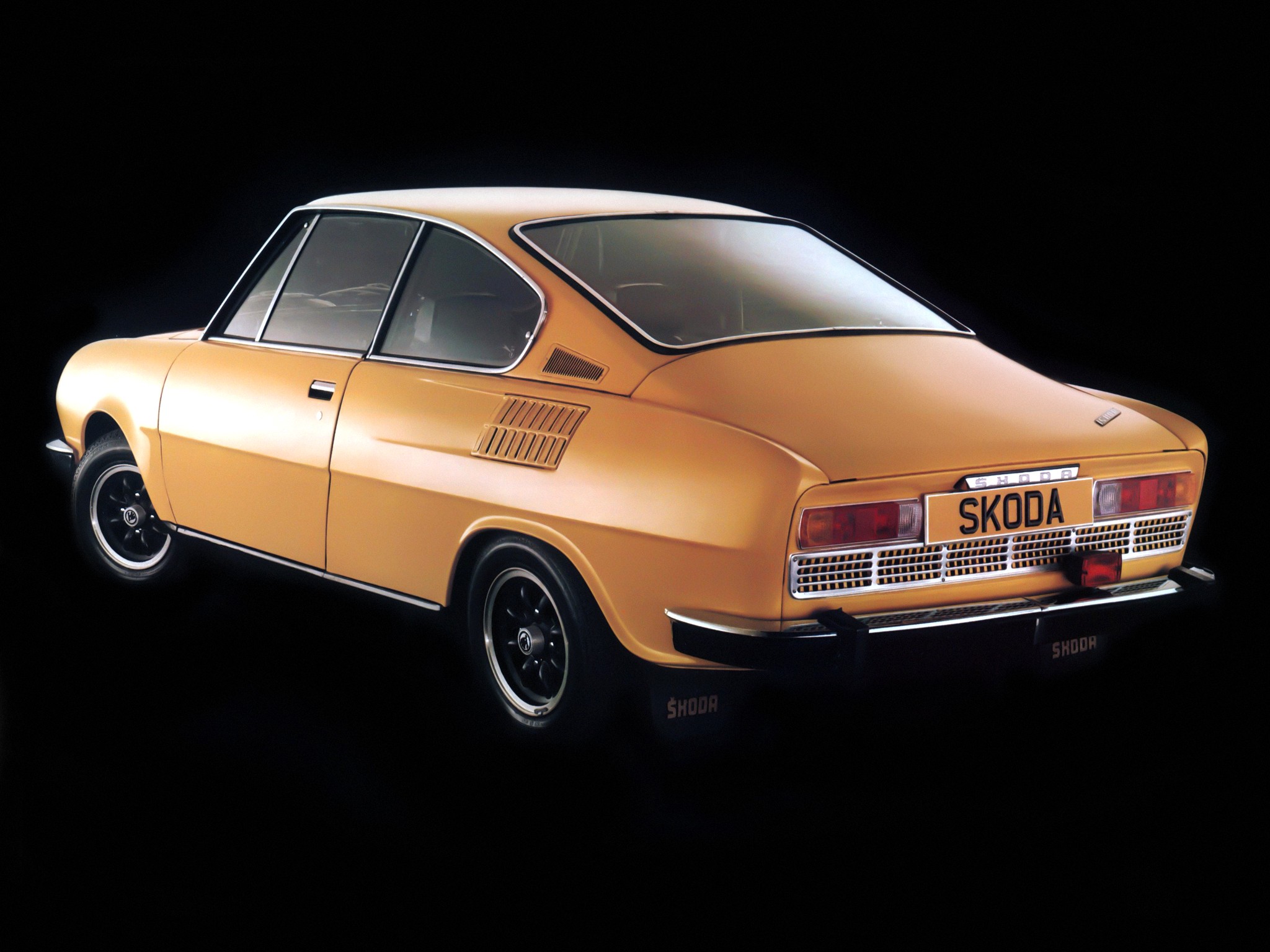 Skoda 100 Series photo 22