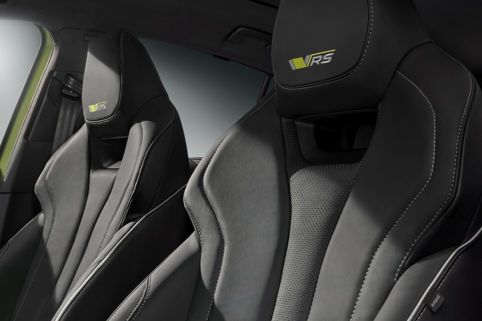 Skoda Enyaq Coupe photo 21