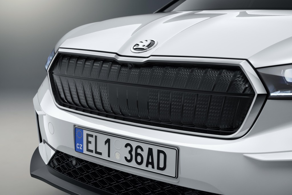 Skoda Enyaq photo 10