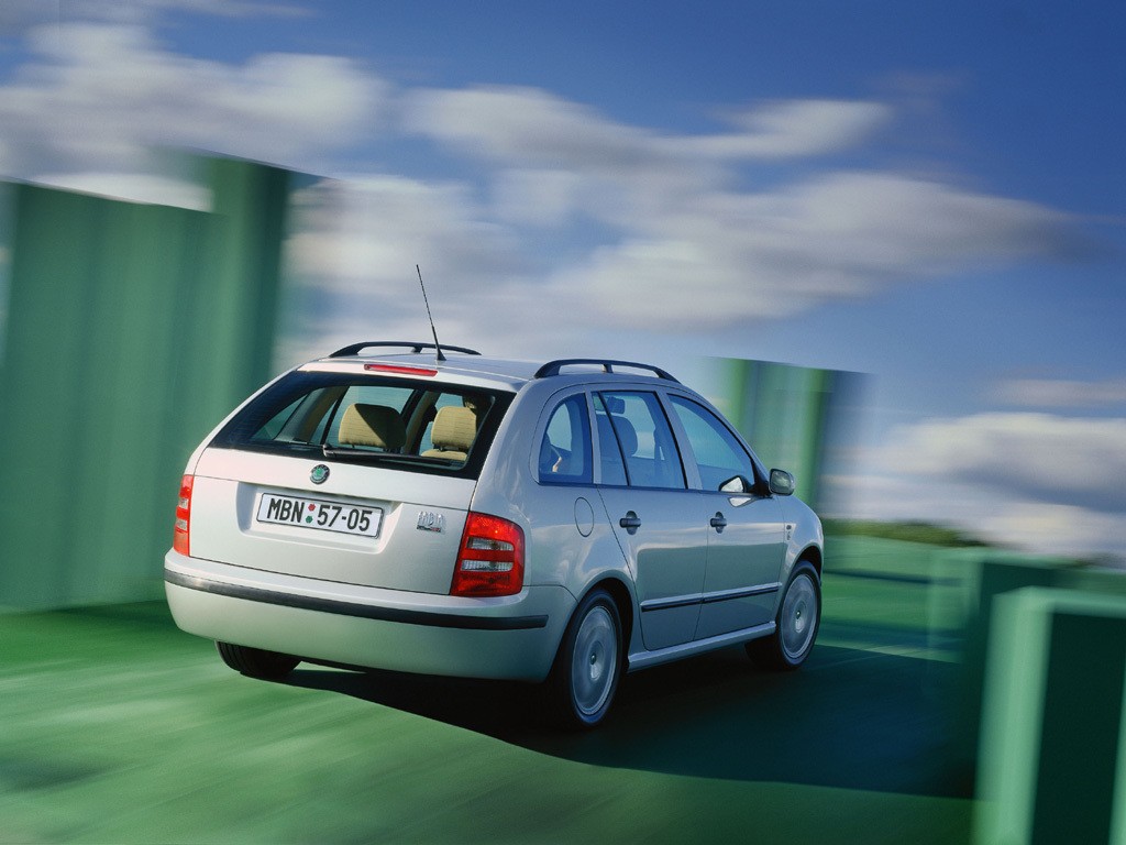 Skoda Fabia Combi photo 11