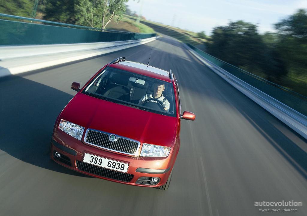 Skoda Fabia Combi photo 2