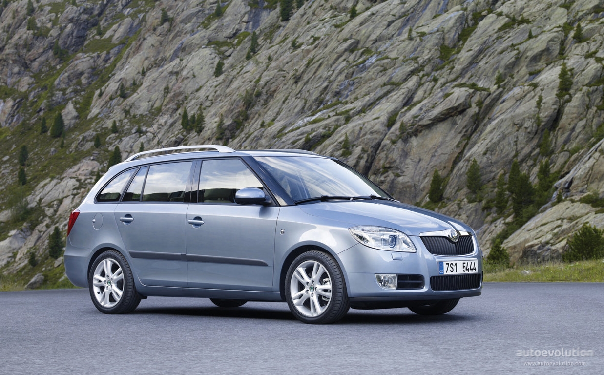 Skoda Fabia Combi photo 3