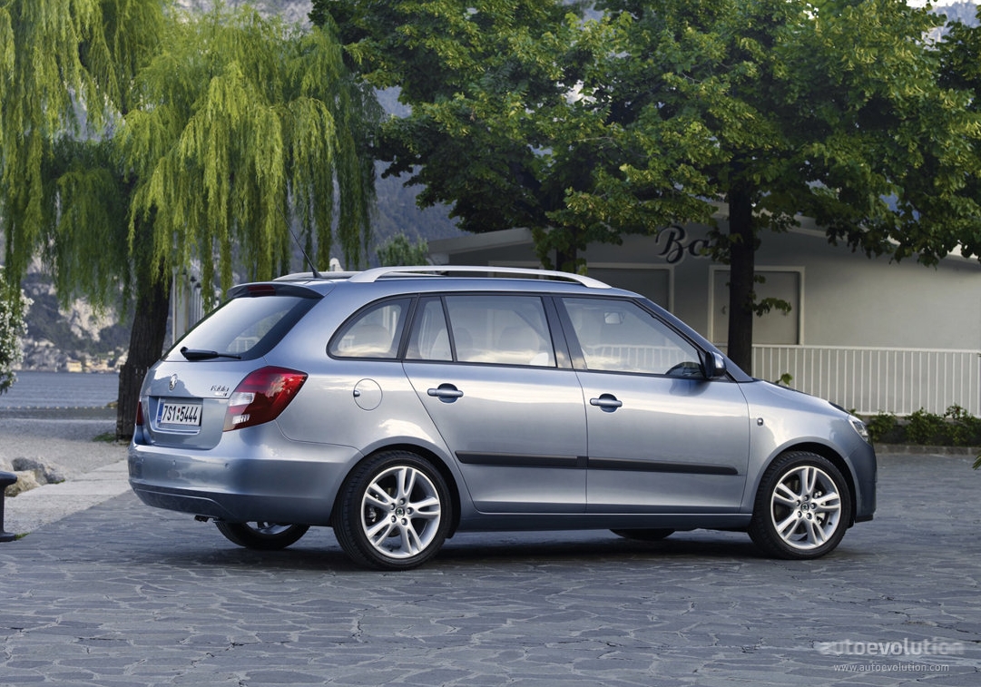 Skoda Fabia Combi photo 4