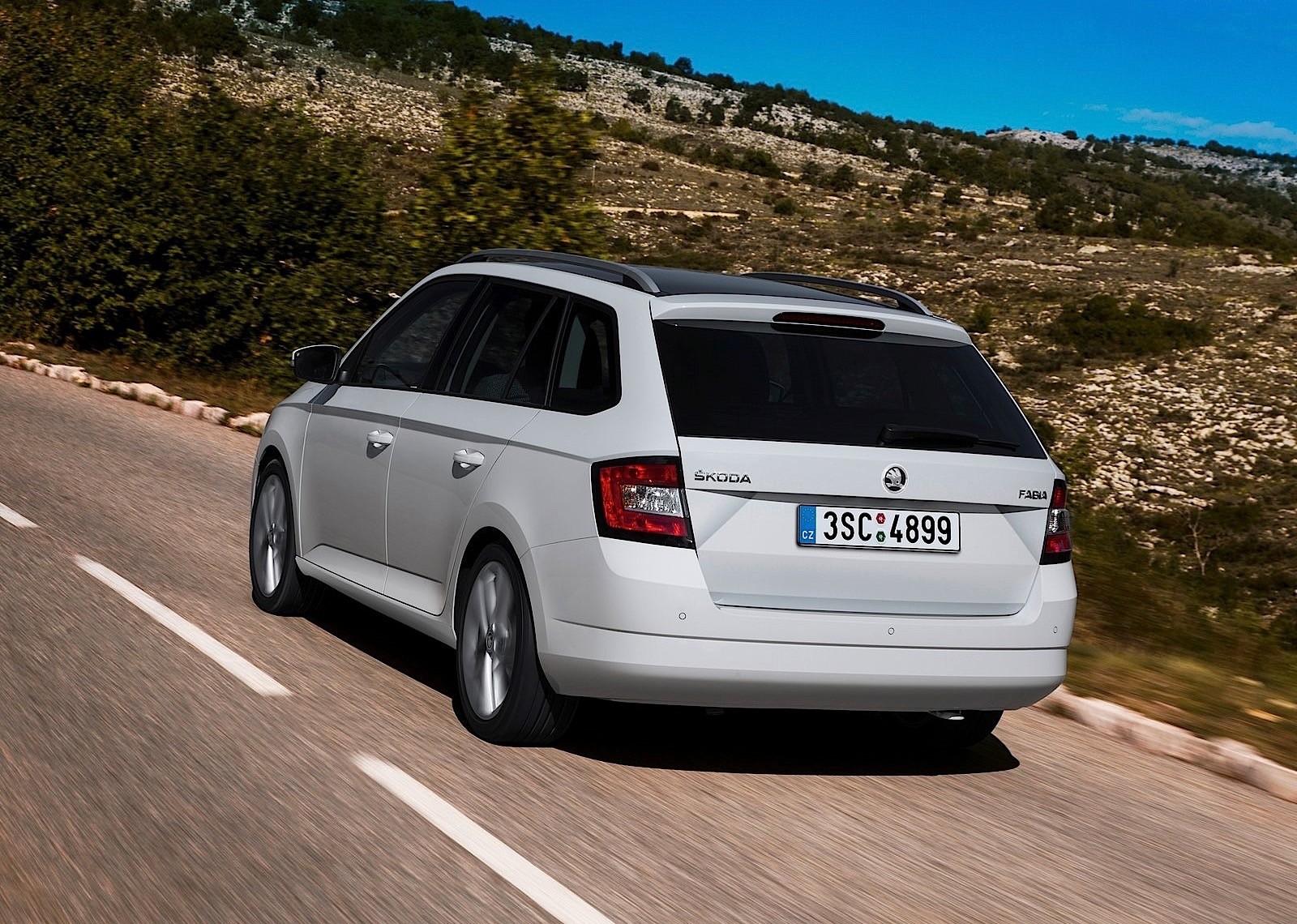 Skoda Fabia Combi photo 24