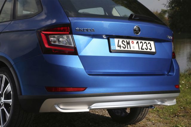 Skoda Fabia Combi photo 11