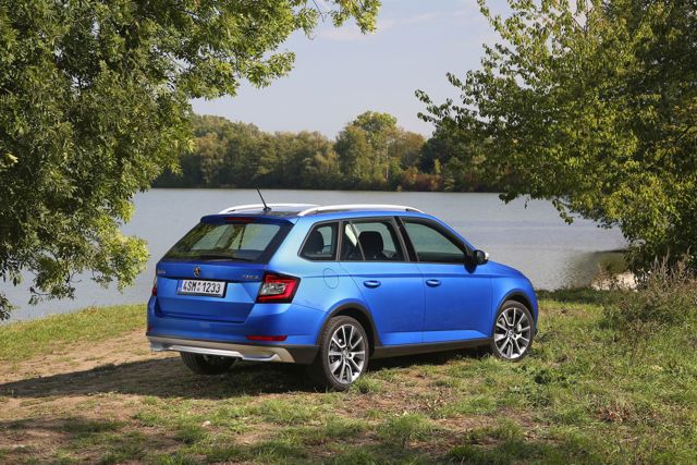 Skoda Fabia Combi photo 12