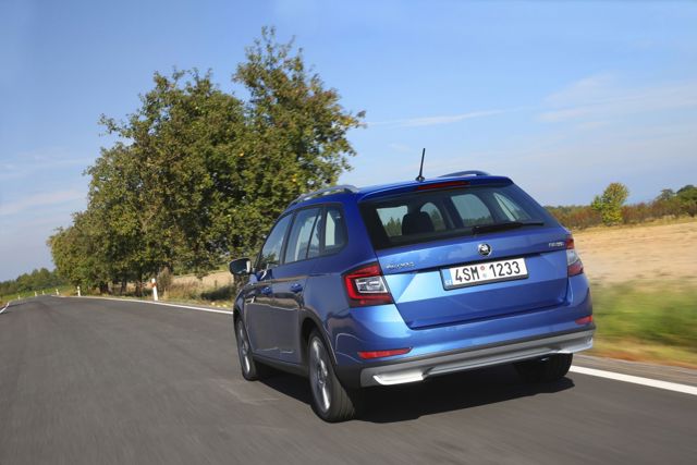 Skoda Fabia Combi photo 8