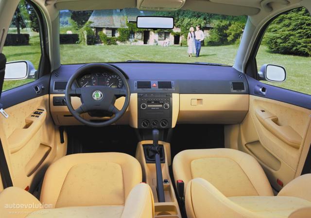 Skoda Fabia Sedan photo 8