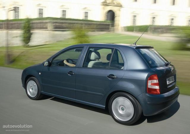 Skoda Fabia photo 1