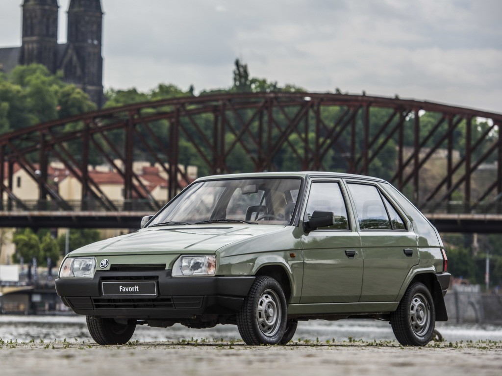 Skoda Favorit photo 11