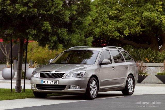 Skoda Octavia Combi 4X4 photo 10