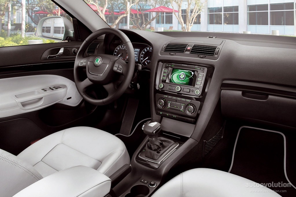 Skoda Octavia Combi 4X4 photo 19