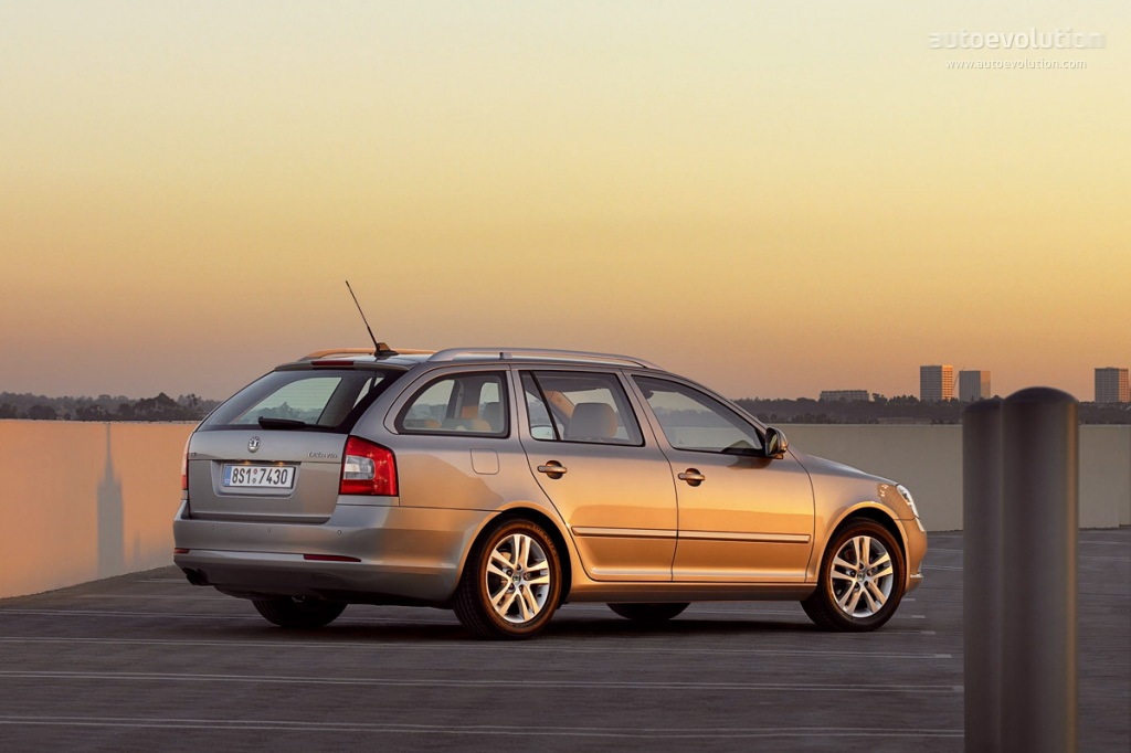 Skoda Octavia Combi 4X4 photo 7