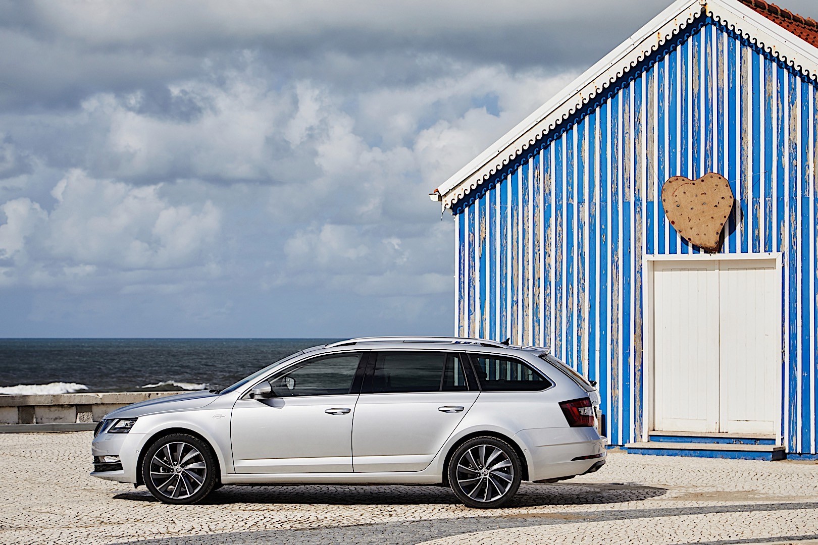 Skoda Octavia Combi 4X4 photo 3