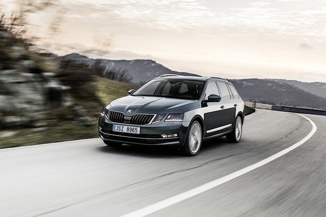 Skoda Octavia Combi 4X4 photo 4