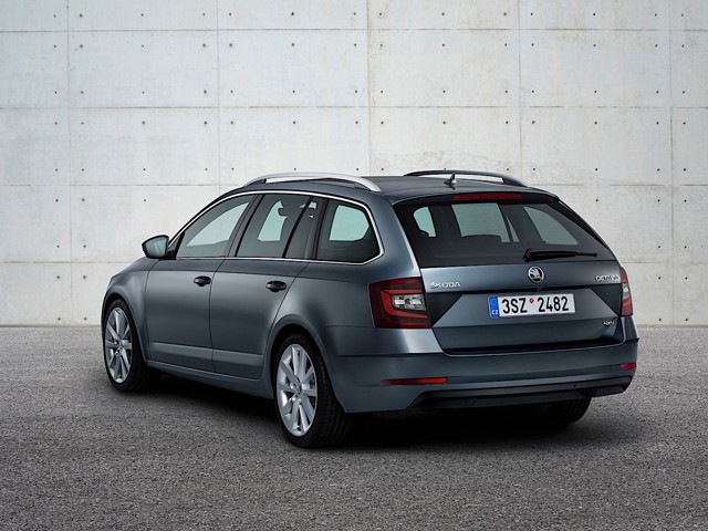 Skoda Octavia Combi 4X4 photo 12
