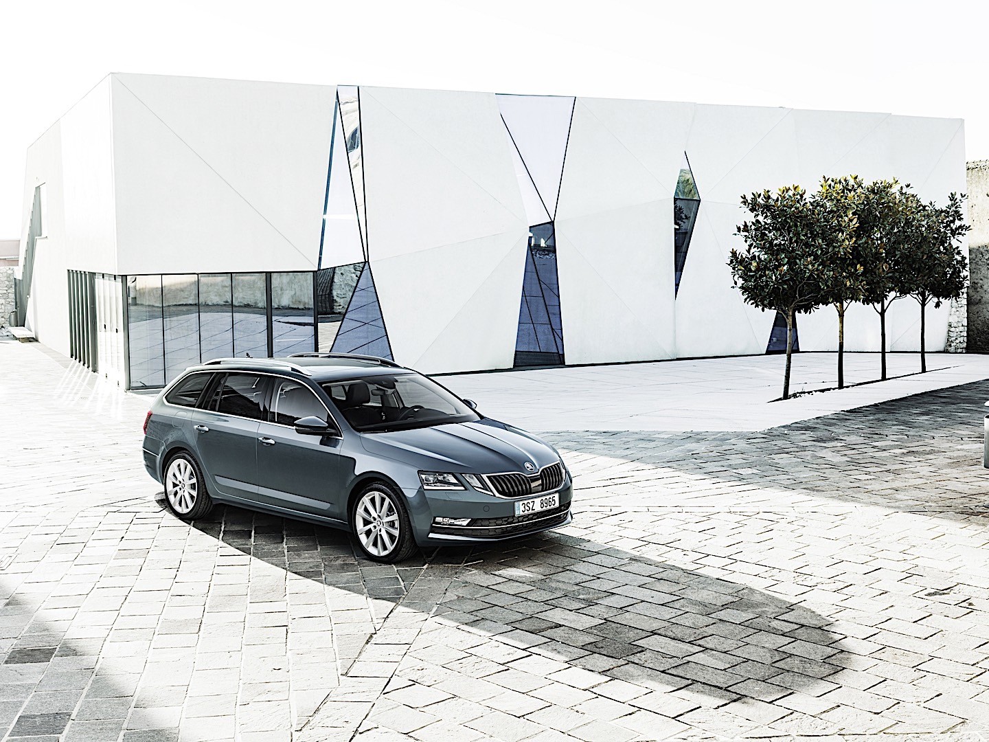 Skoda Octavia Combi 4X4 photo 16