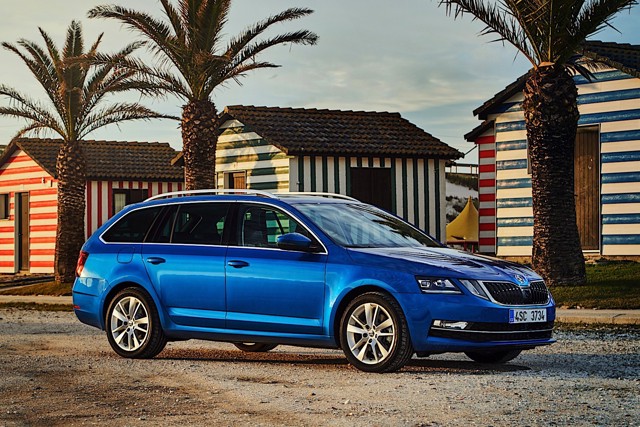 Skoda Octavia Combi 4X4 photo 20
