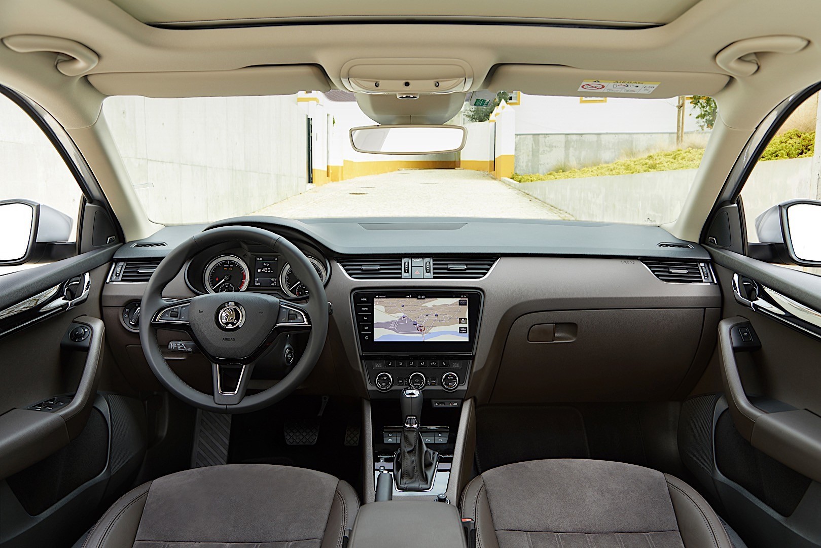 Skoda Octavia Combi 4X4 photo 27