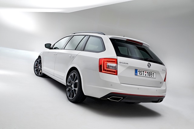 Skoda Octavia Combi Rs photo 6
