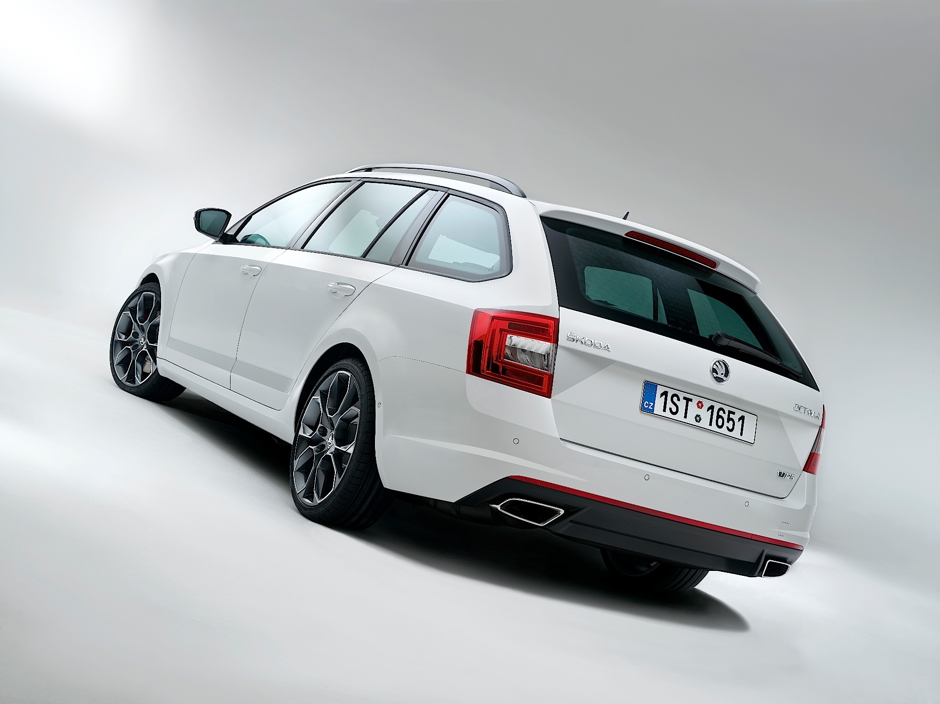 Skoda Octavia Combi Rs photo 7