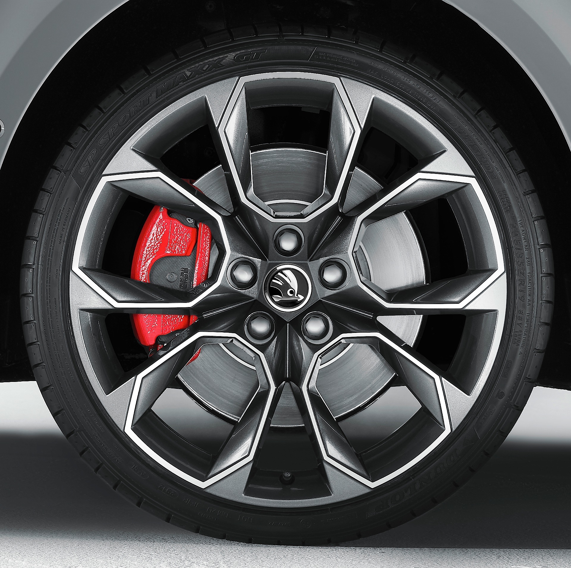 Skoda Octavia Combi Rs photo 18