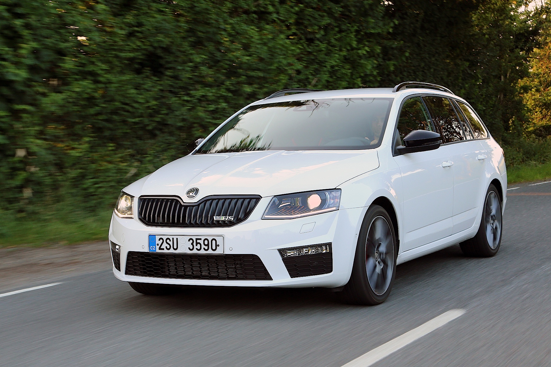 Skoda Octavia Combi Rs photo 26
