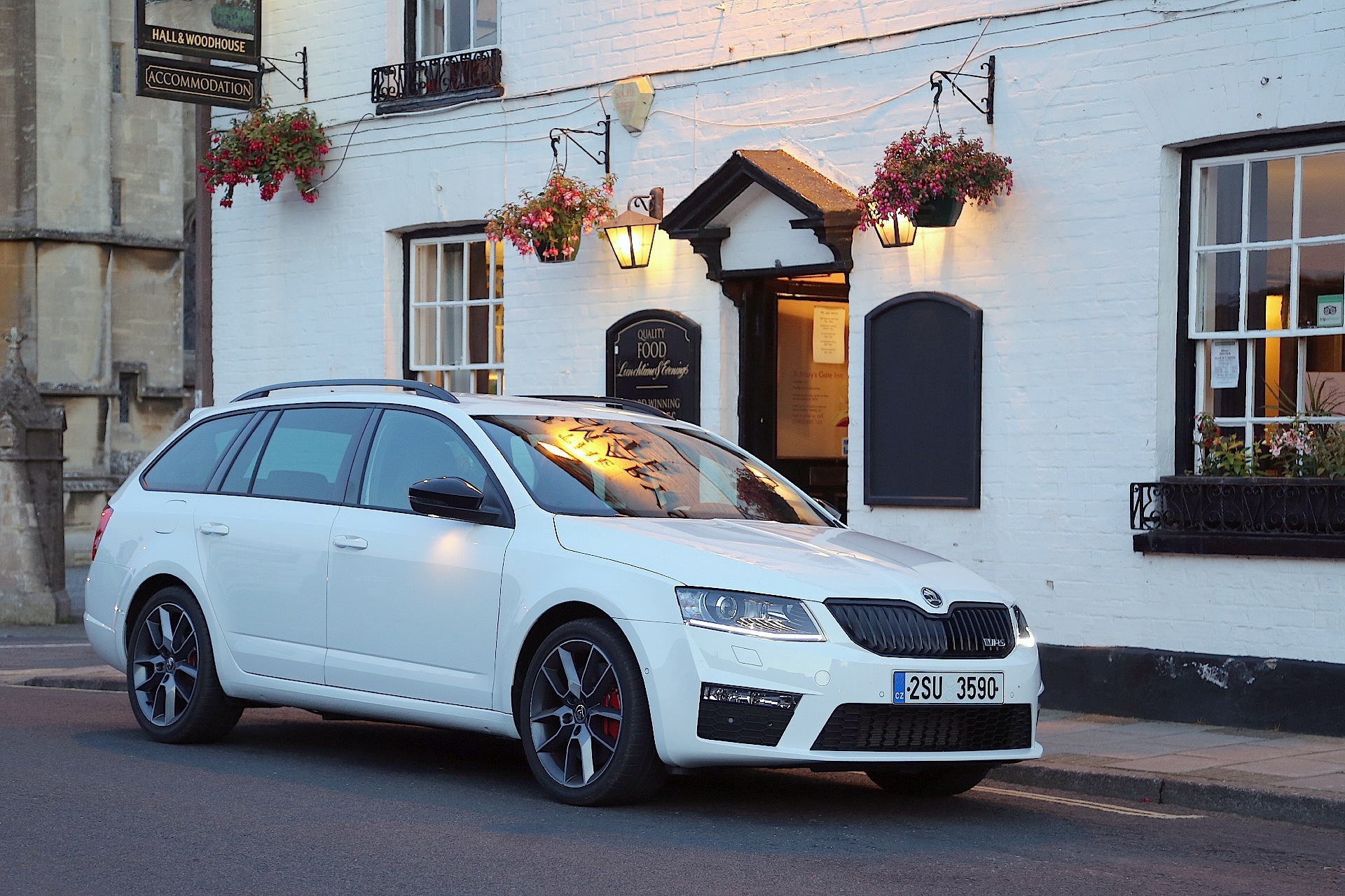 Skoda Octavia Combi Rs photo 28