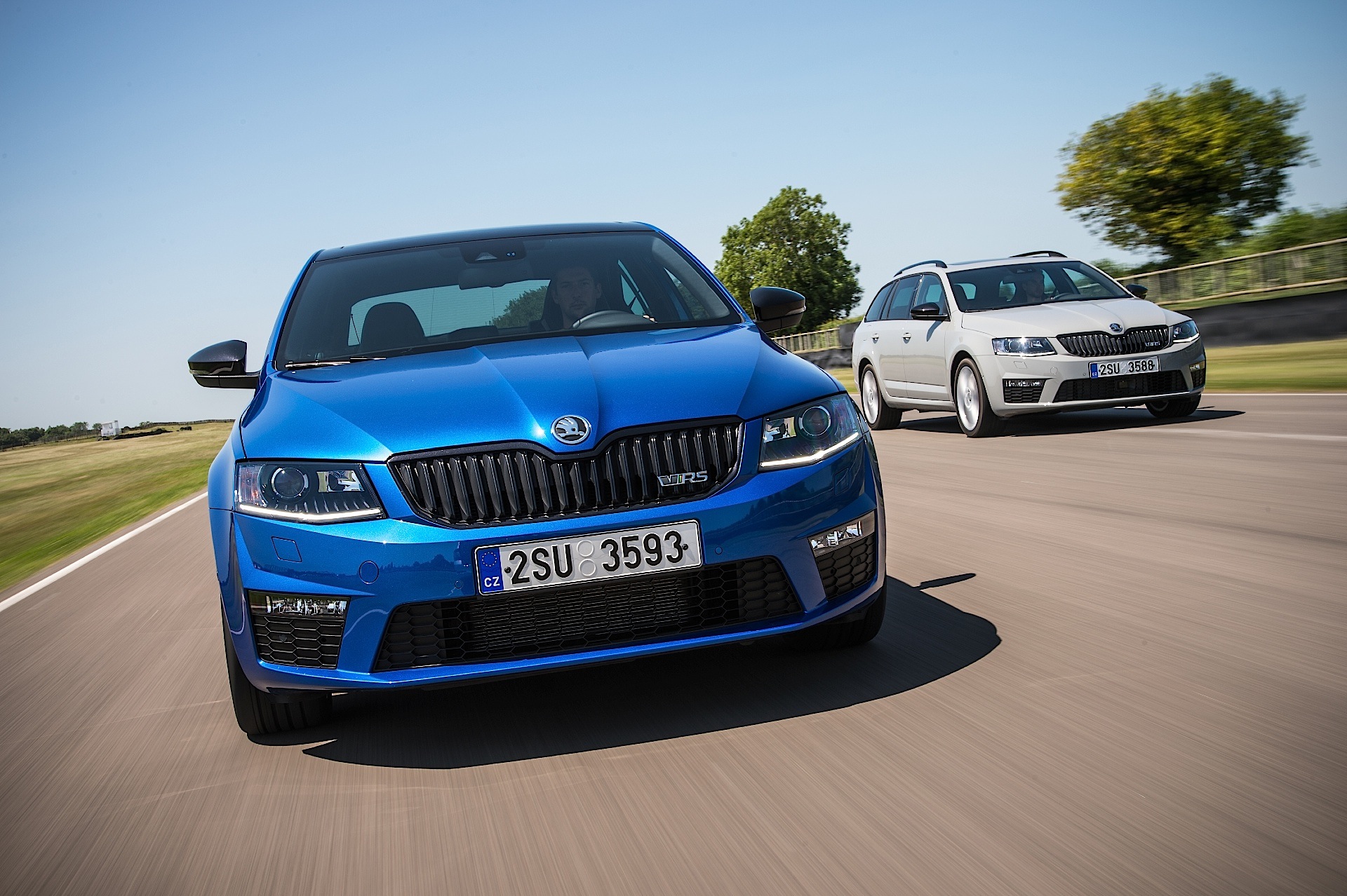 Skoda Octavia Combi Rs photo 35