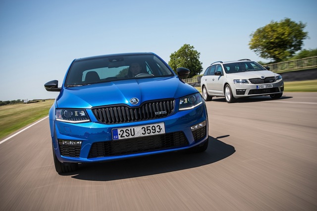 Skoda Octavia Combi Rs photo 35
