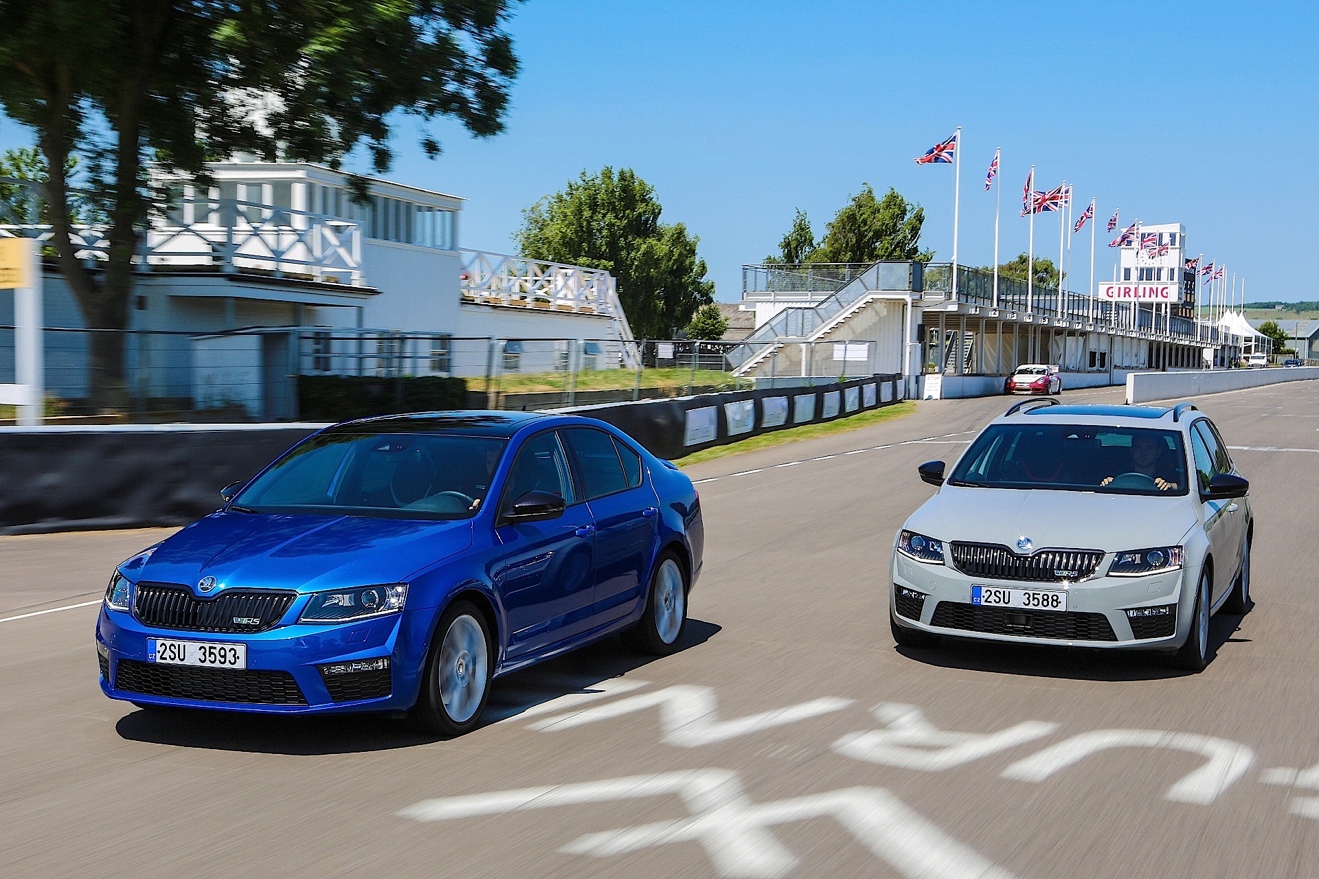 Skoda Octavia Combi Rs photo 36