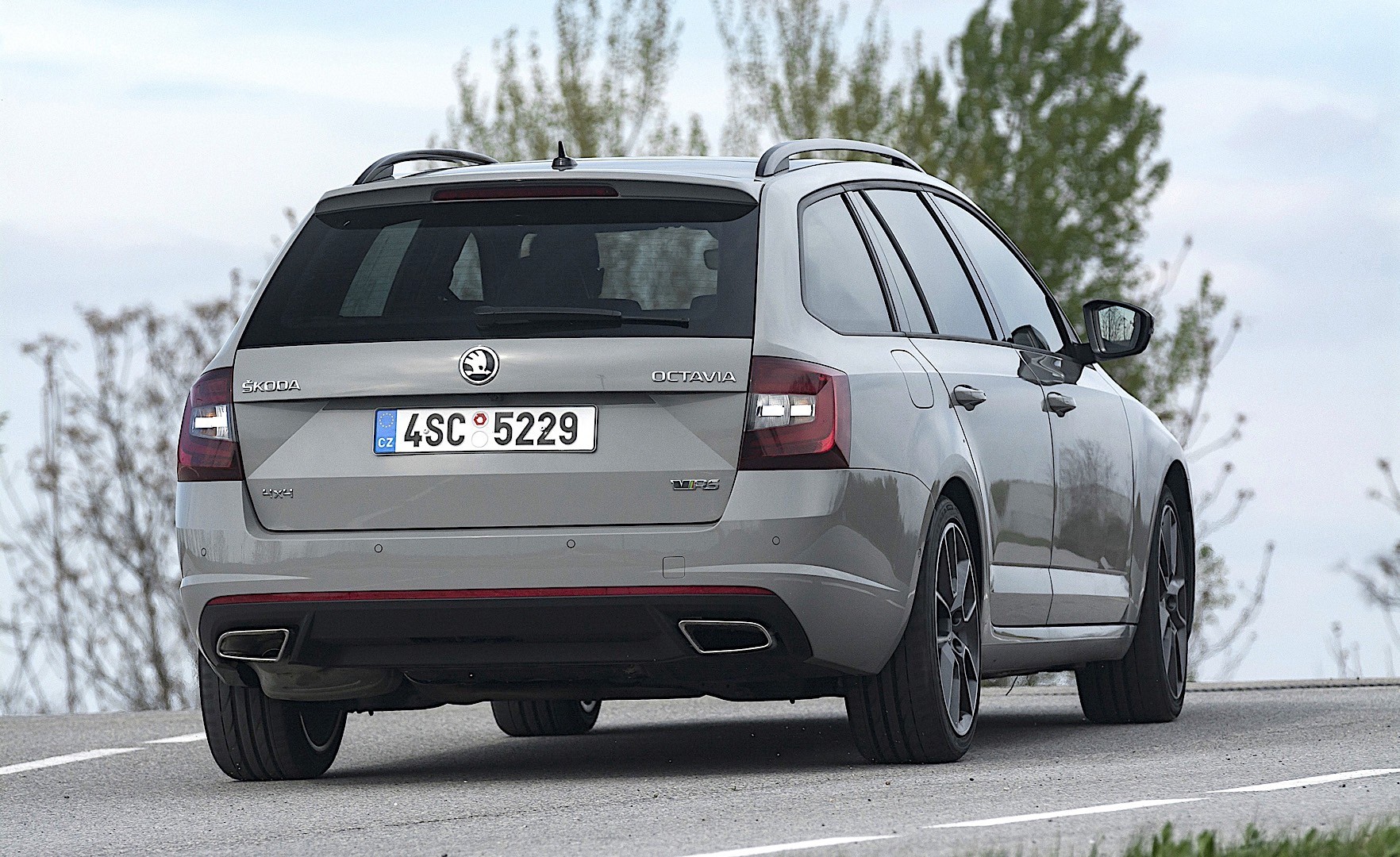 Skoda Octavia Combi Rs photo 4