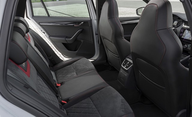 Skoda Octavia Combi Rs Foto 36
