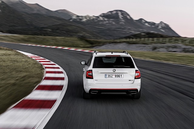 Skoda Octavia Combi Rs Foto 17