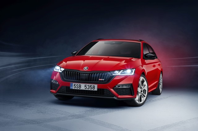 SKODA Octavia Combi RS