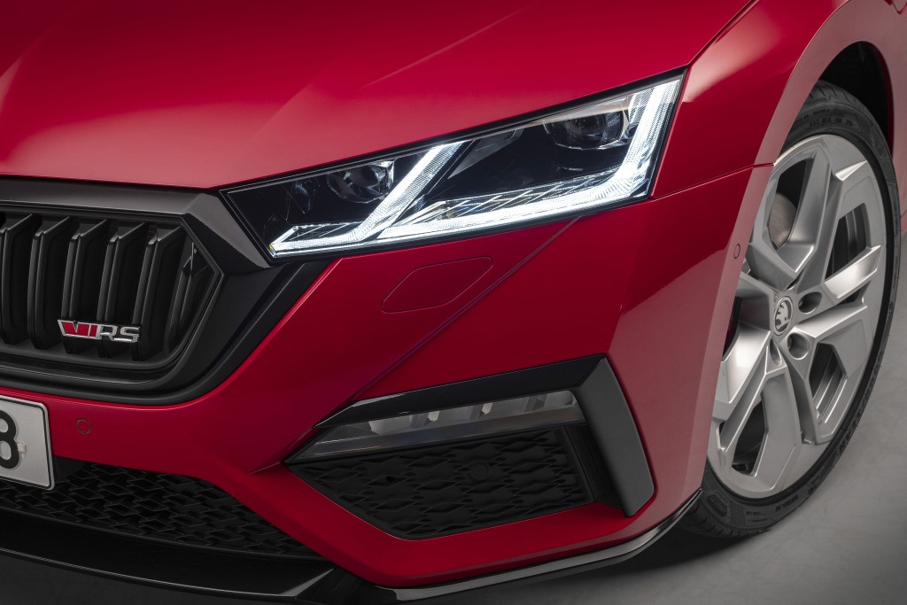 Skoda Octavia Combi Rs photo 8