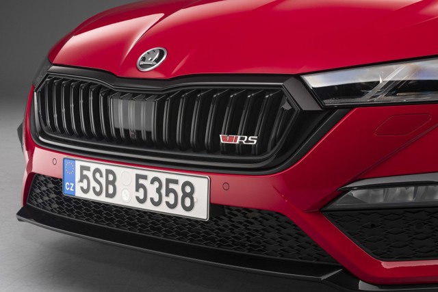 Skoda Octavia Combi Rs photo 11