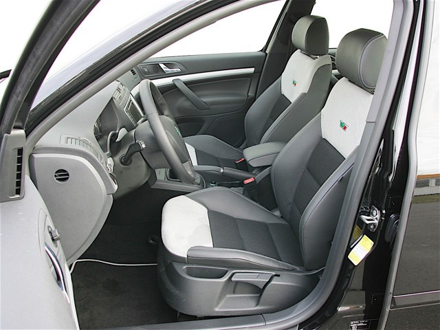 Skoda Octavia Combi Rs Foto 35