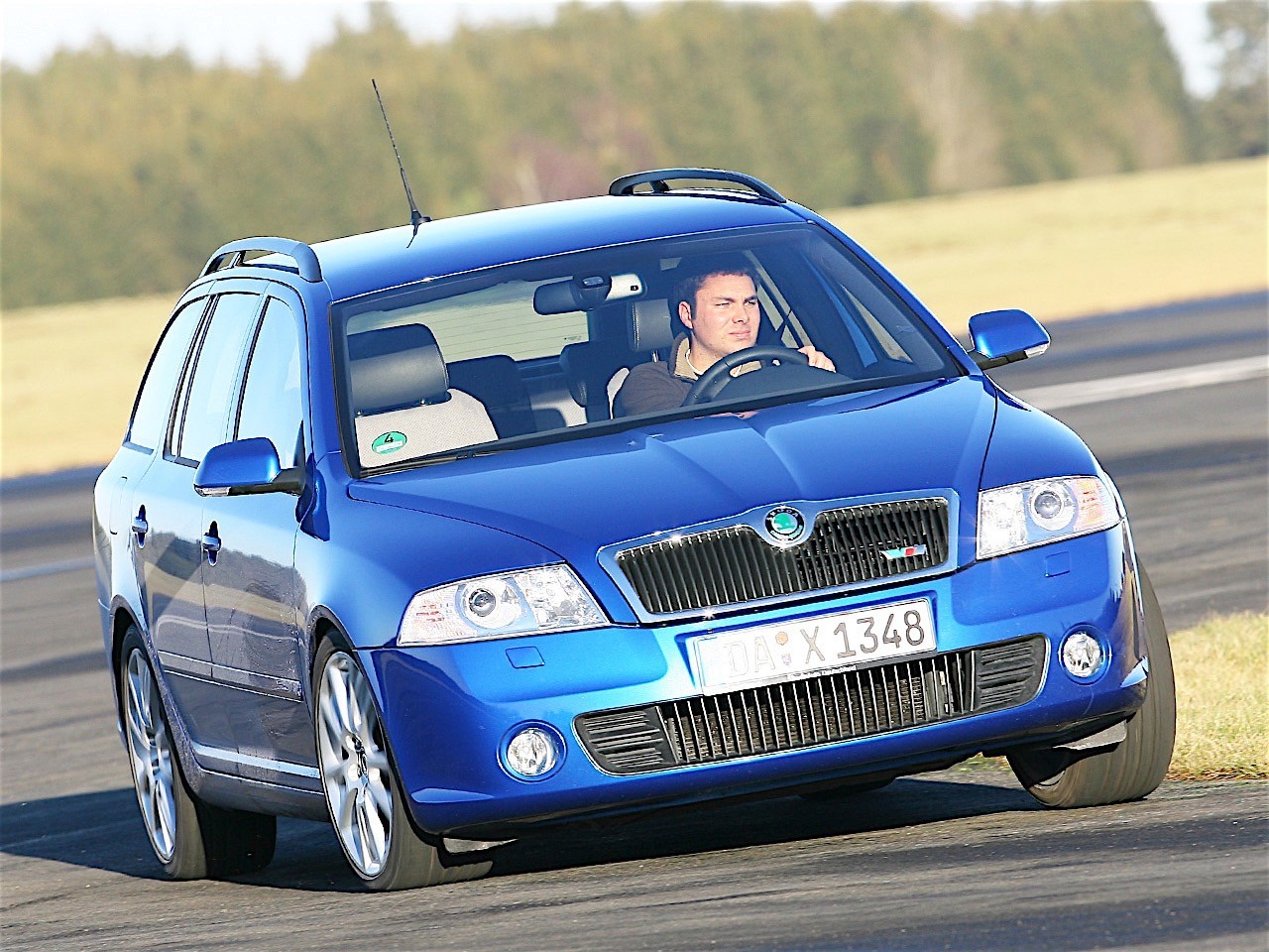 Skoda Octavia Combi Rs photo 19
