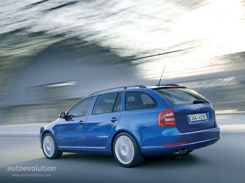 Skoda Octavia Combi Rs photo 8