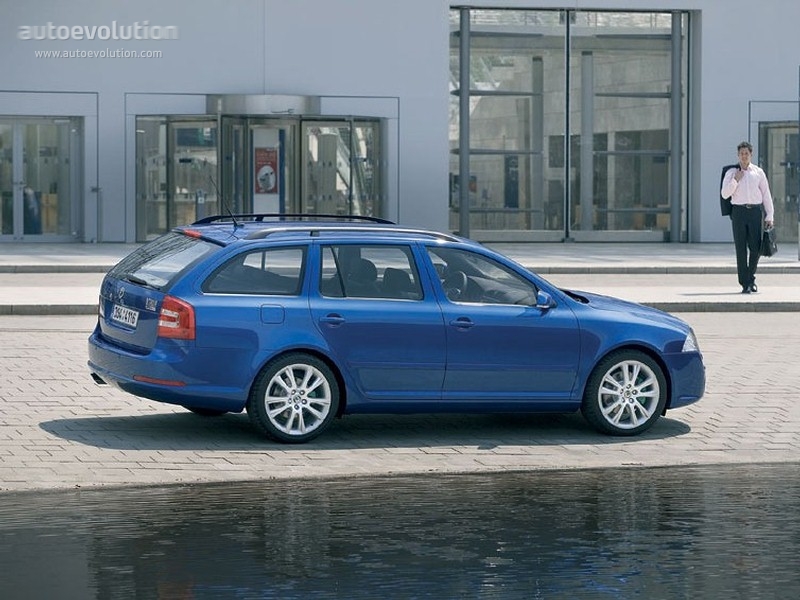 Skoda Octavia Combi Rs photo 11