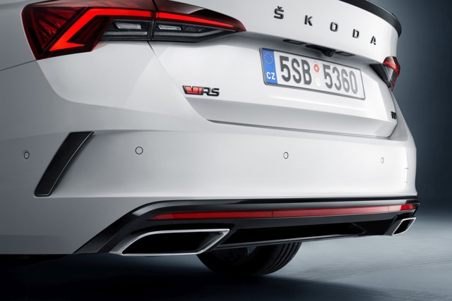 Skoda Octavia Combi Rs photo 9