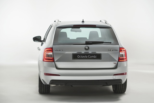 Skoda Octavia Combi photo 4