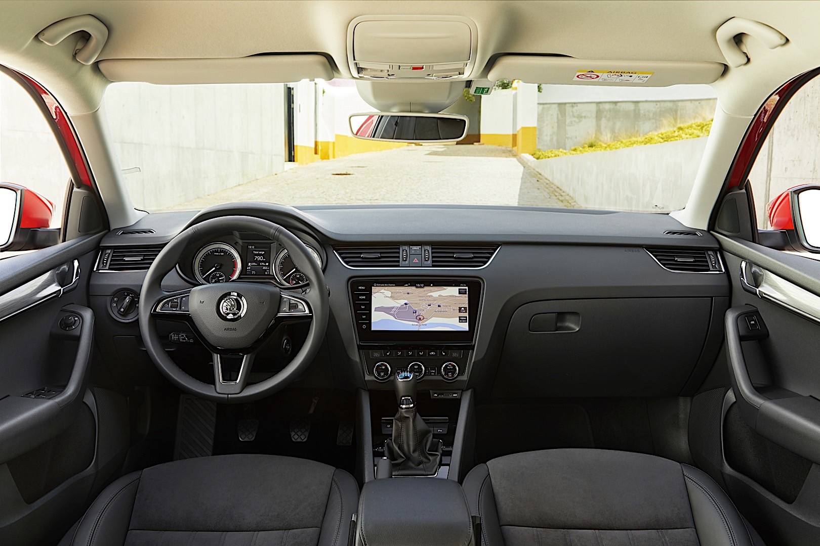 Skoda Octavia Combi photo 36