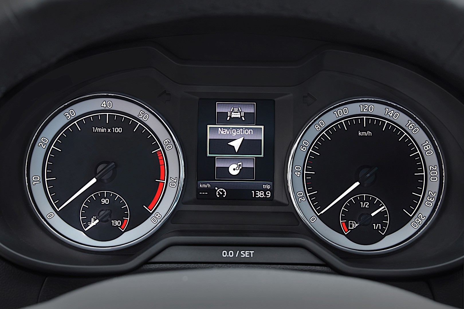 Skoda Octavia Combi photo 38