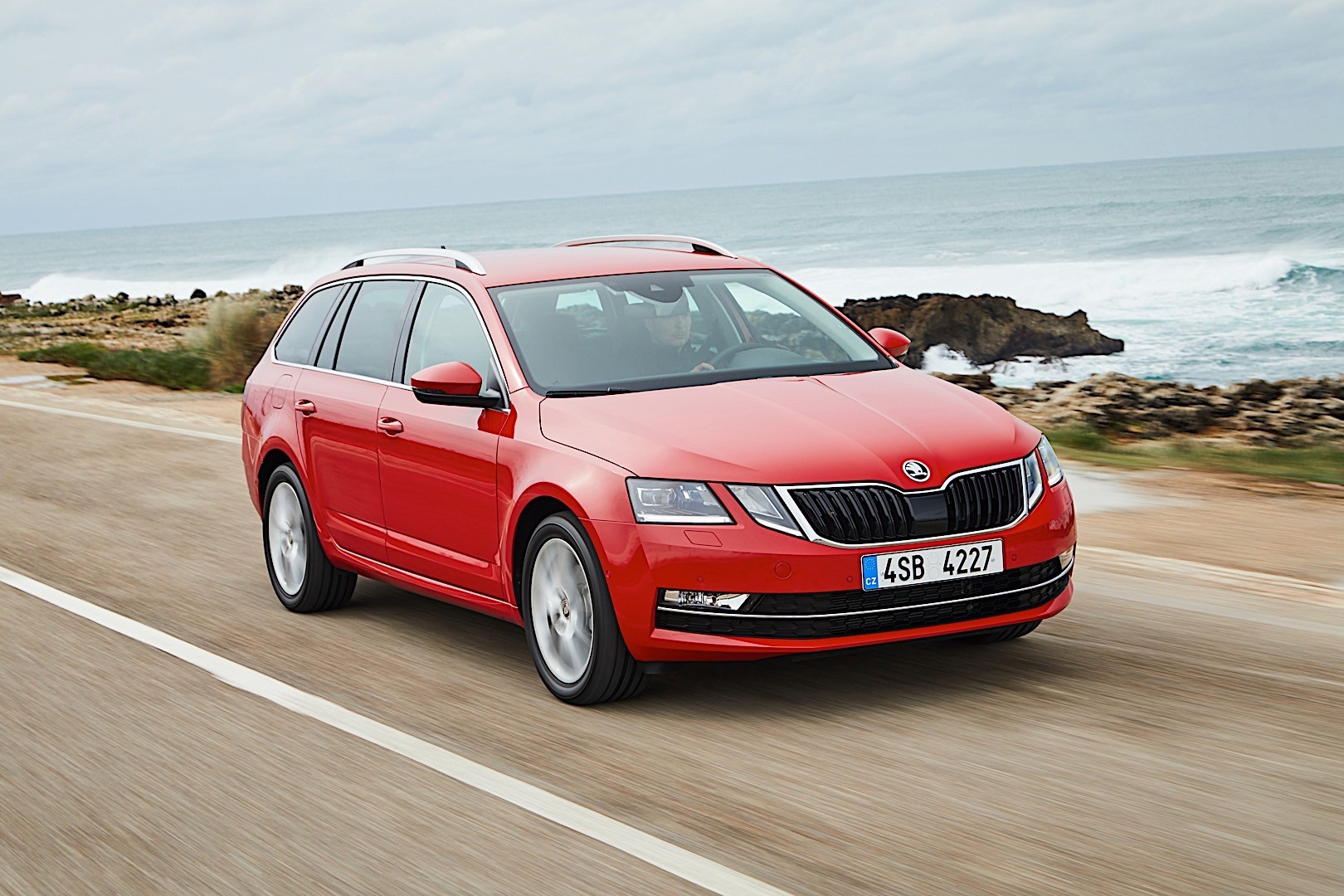 Skoda Octavia Combi photo 9